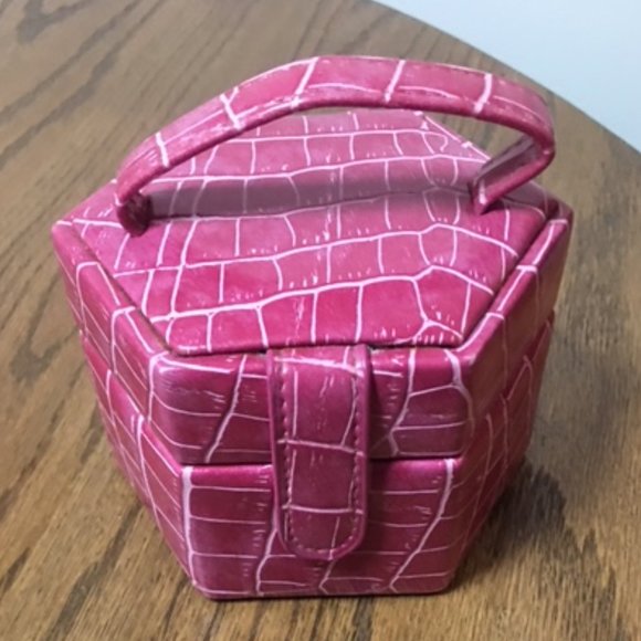 Travel Jewelry Box - Picture 2 of 9